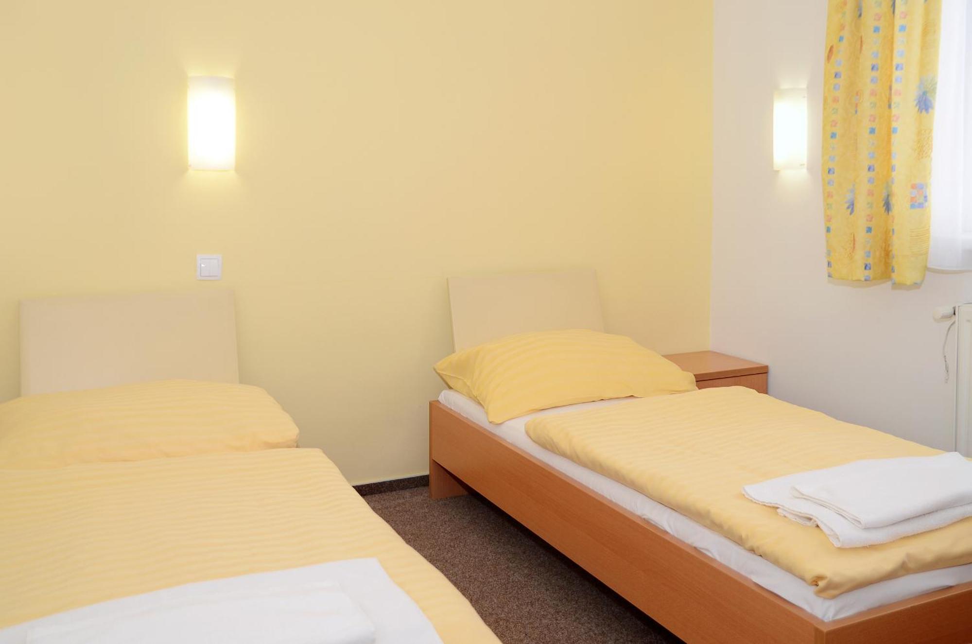 Hotel Imos ปราก ภายนอก รูปภาพ