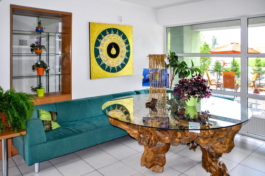 Hotel Imos ปราก ภายนอก รูปภาพ