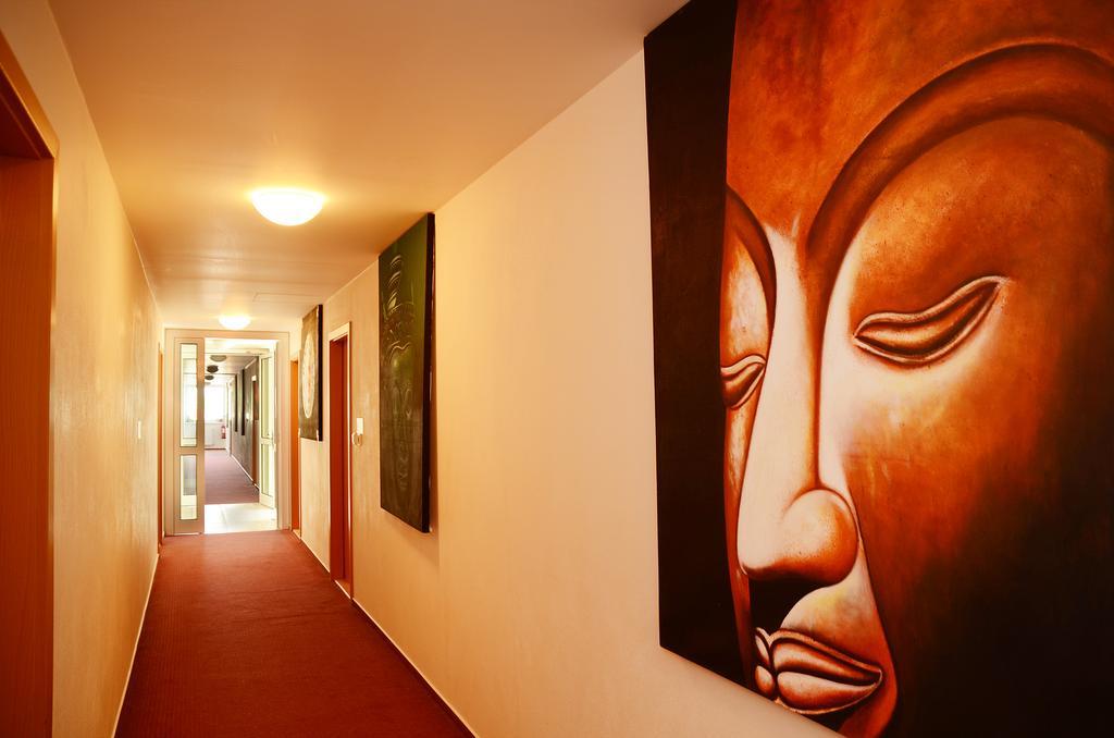 Hotel Imos ปราก ภายนอก รูปภาพ
